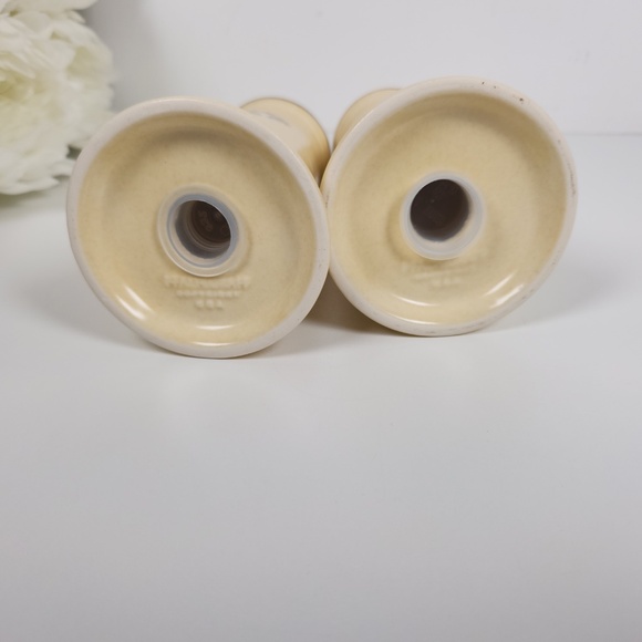 Vintage Pfaltzgraff Village Stoneware Large Salt & Pepper Shakers - Mid Century - Picture 7 of 9